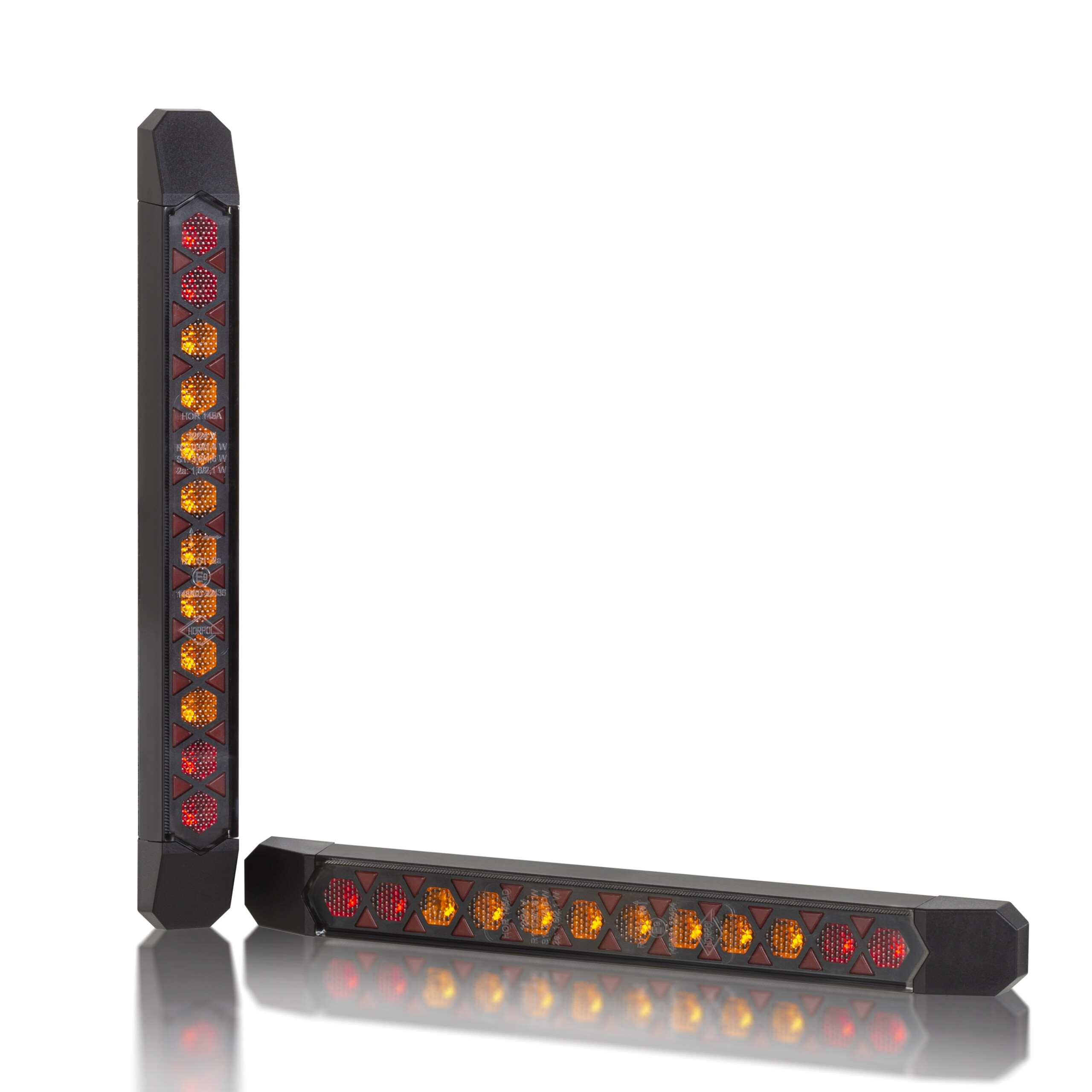 Задний комбинированный фонарь с динамическим указателем поворота LIZARD LZD 3141