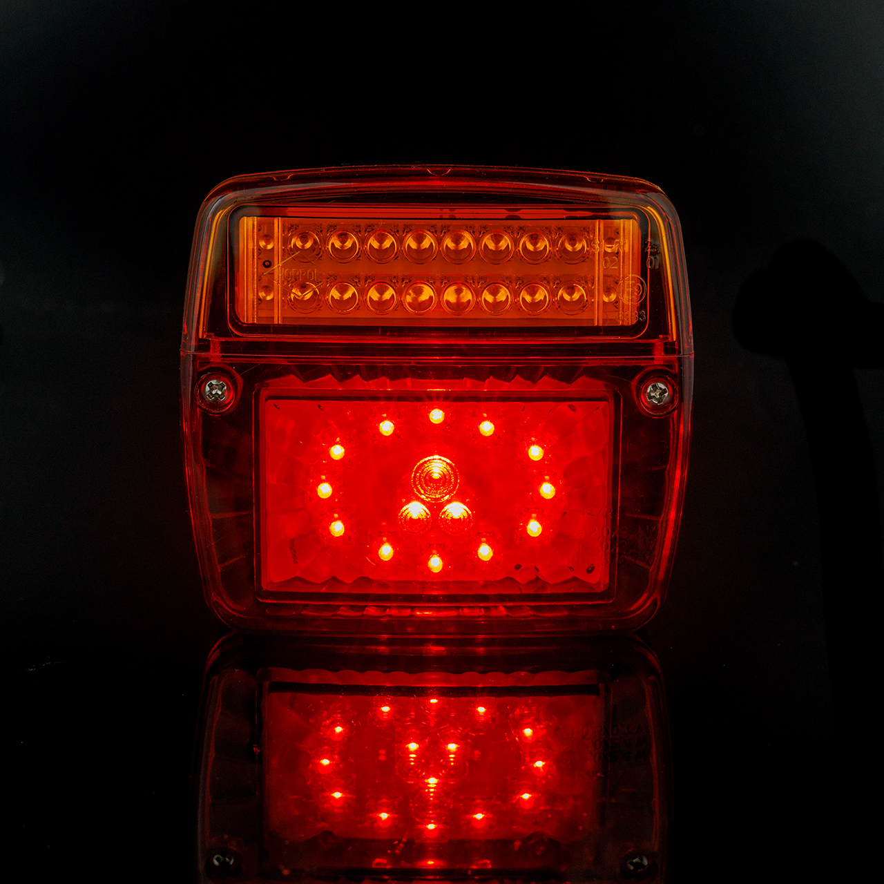 LZD 548 Комбинированный фонарь Horpol